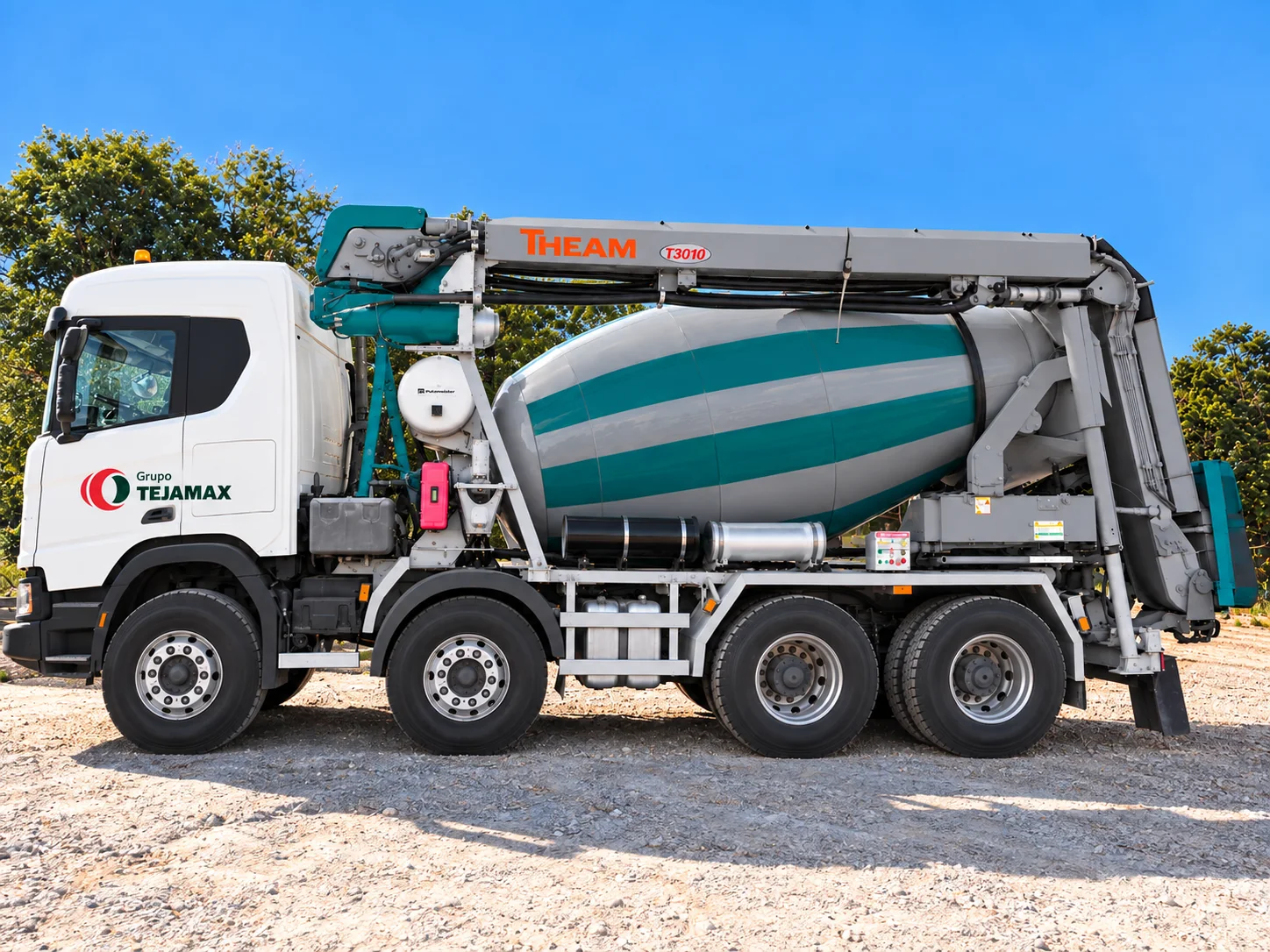 SmartMax Flow de Grupo Tejamax sobre Scania XT 410 8x4 con equipo Rota Theam T3D16